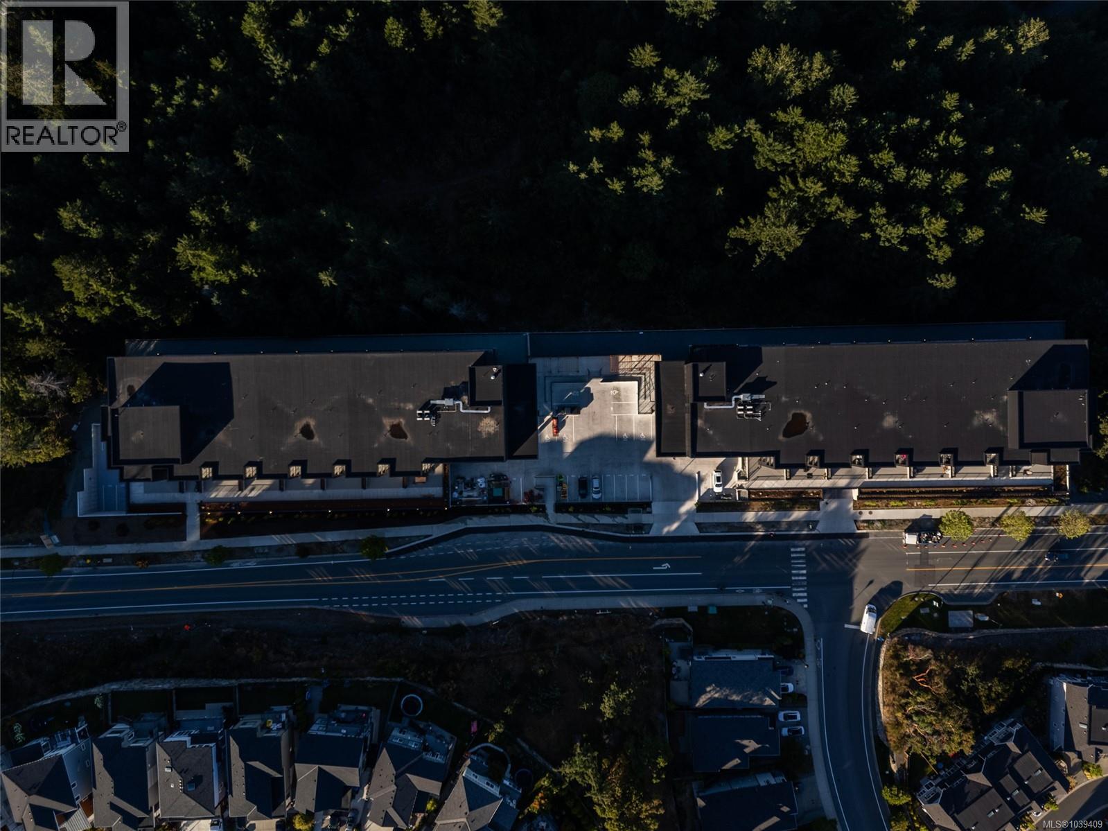 #112 2341 Bear Mountain Pkwy - 40