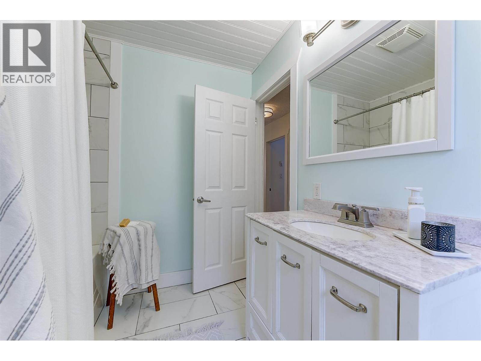 4172 San Clemente Avenue - 34