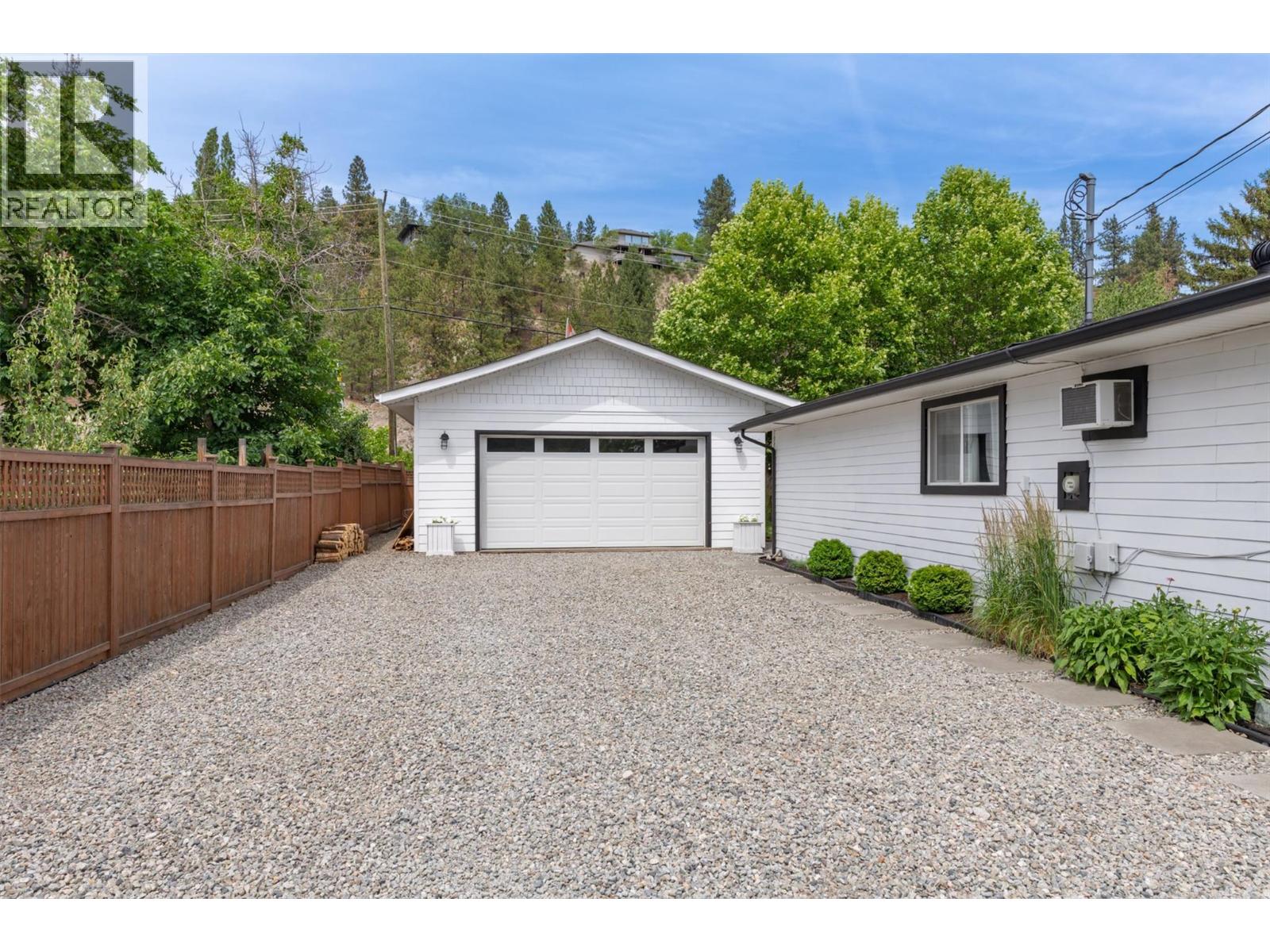 4172 San Clemente Avenue - 47