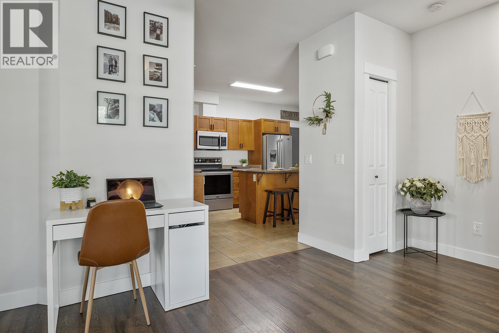 #401 3350 Woodsdale Road - 17