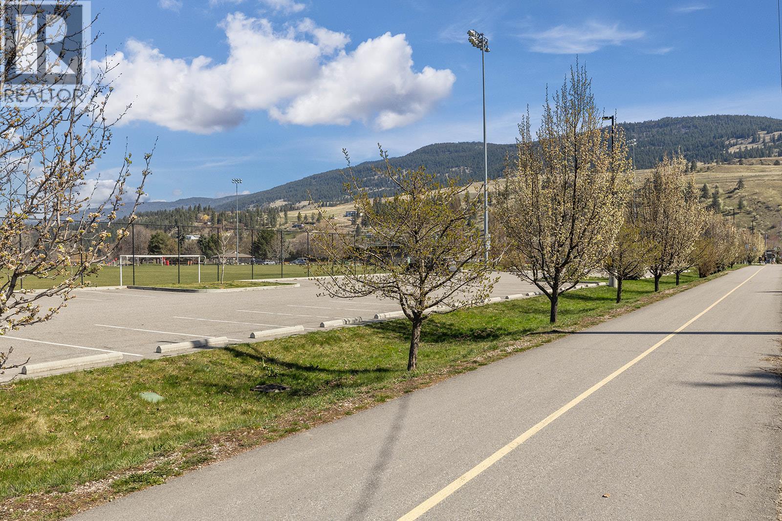 #401 3350 Woodsdale Road - 41