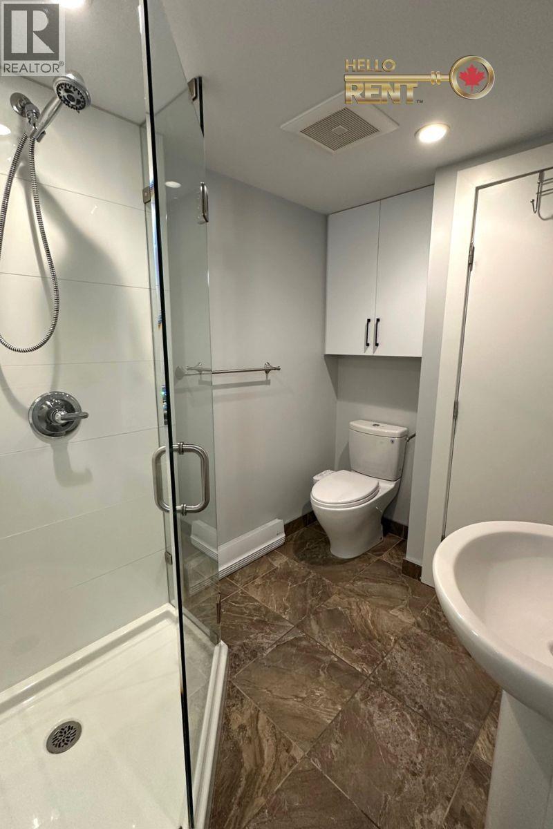 102 1525 BELLEVUE AVENUE, West Vancouver
