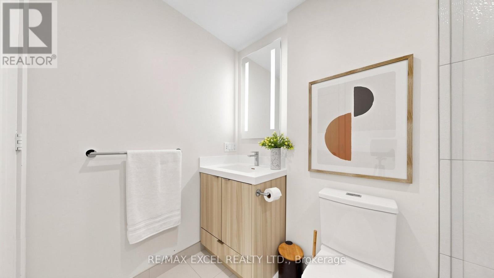 #3010 30 INN ON THE PARK DRIVE - Image 23