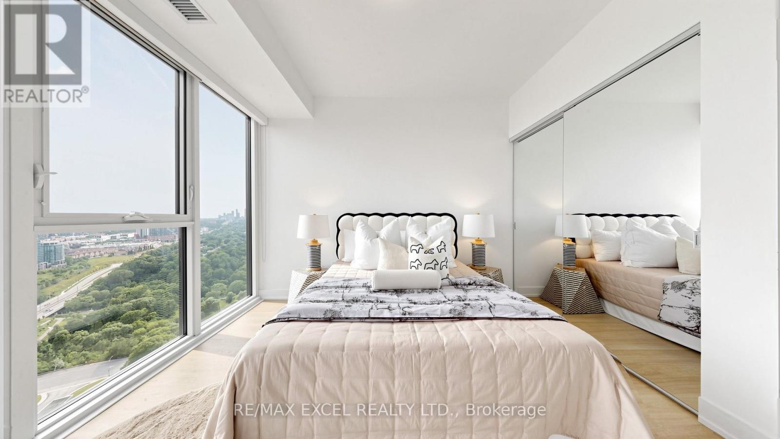 #3010 30 INN ON THE PARK DRIVE - Image 27