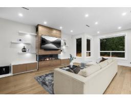 19171 60b Avenue, Surrey, BC V3S7T8 Photo 10