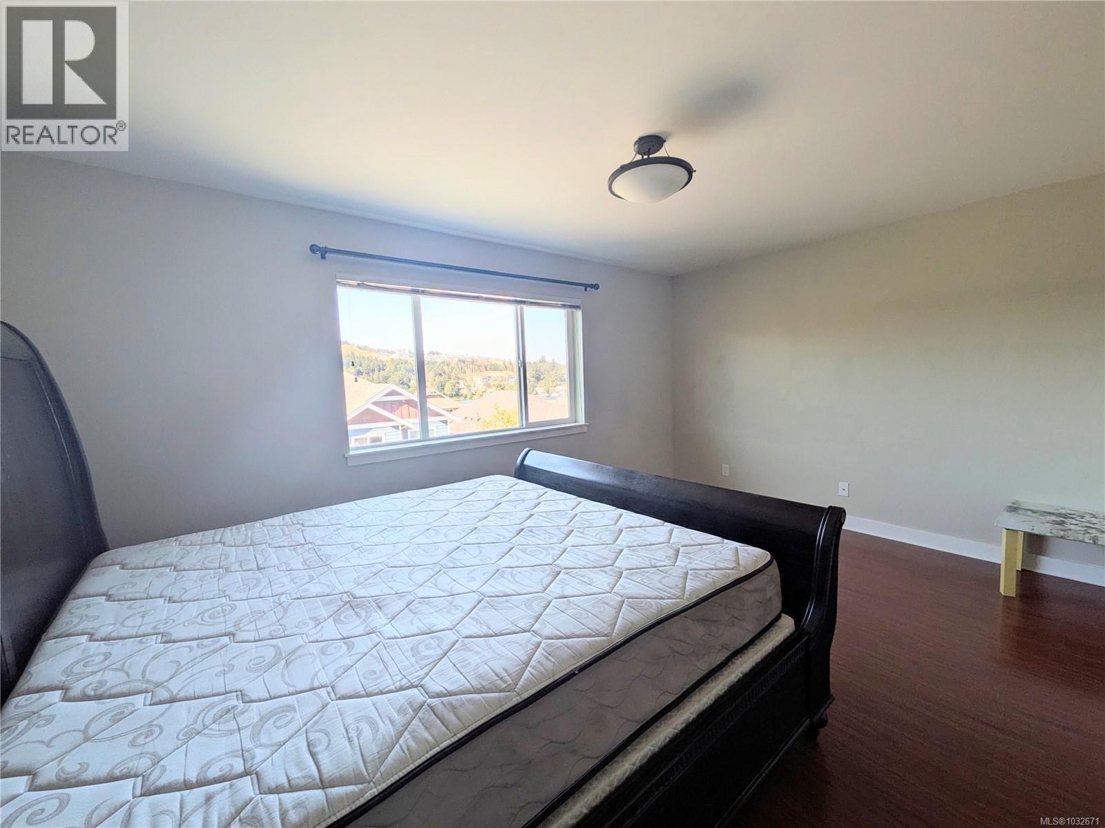 1227 Freshwater Cres, Langford