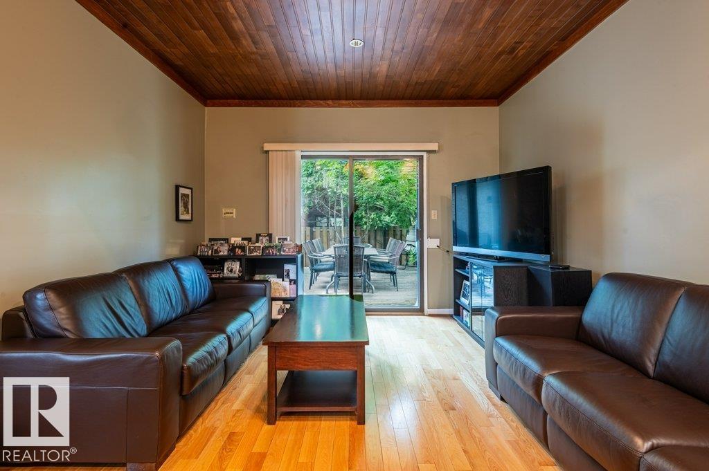 14514 101 AV NW - 18