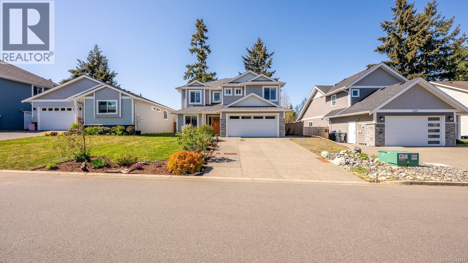 2563 Brookfield Dr - 1