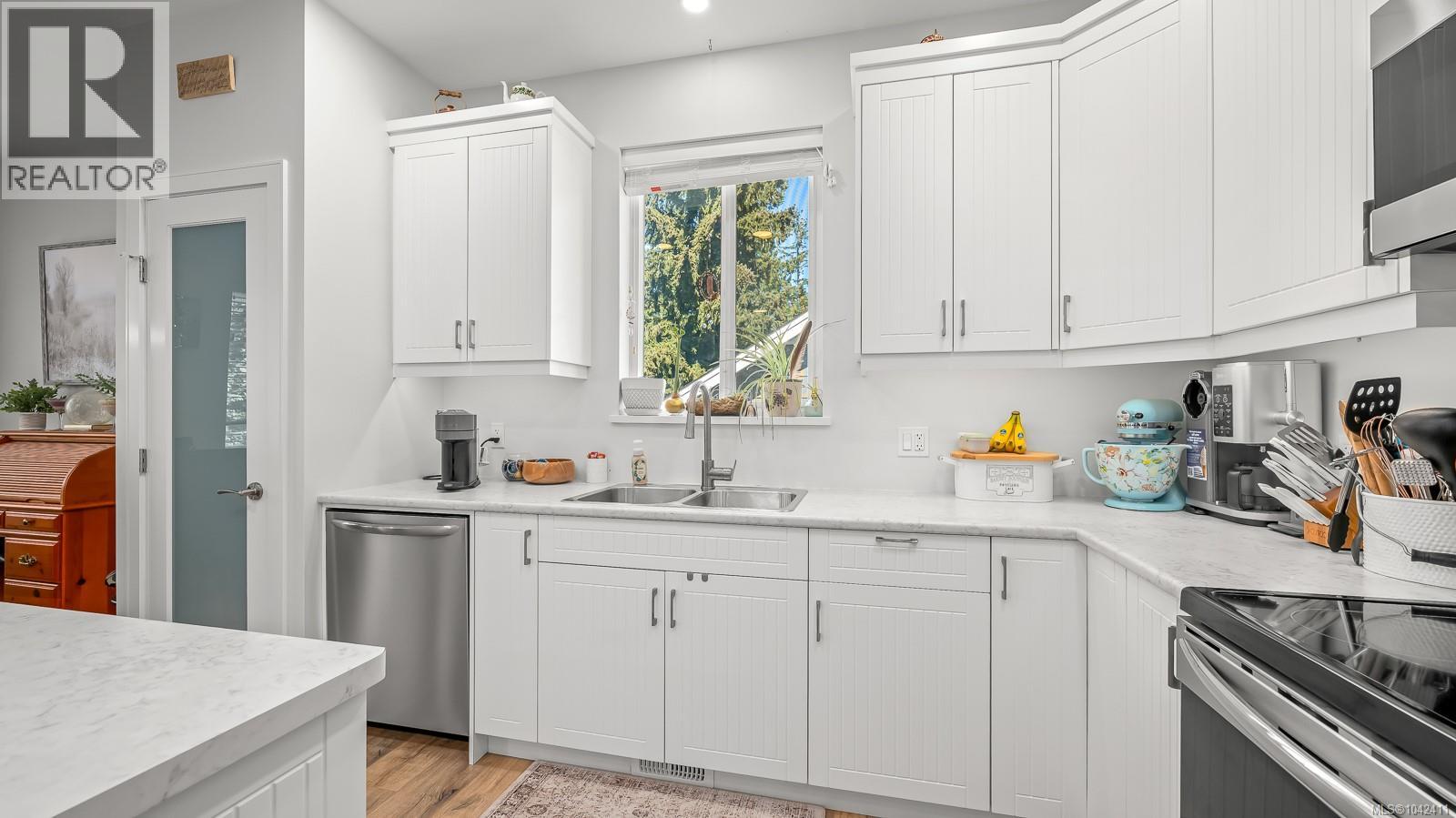 2563 Brookfield Dr - 22