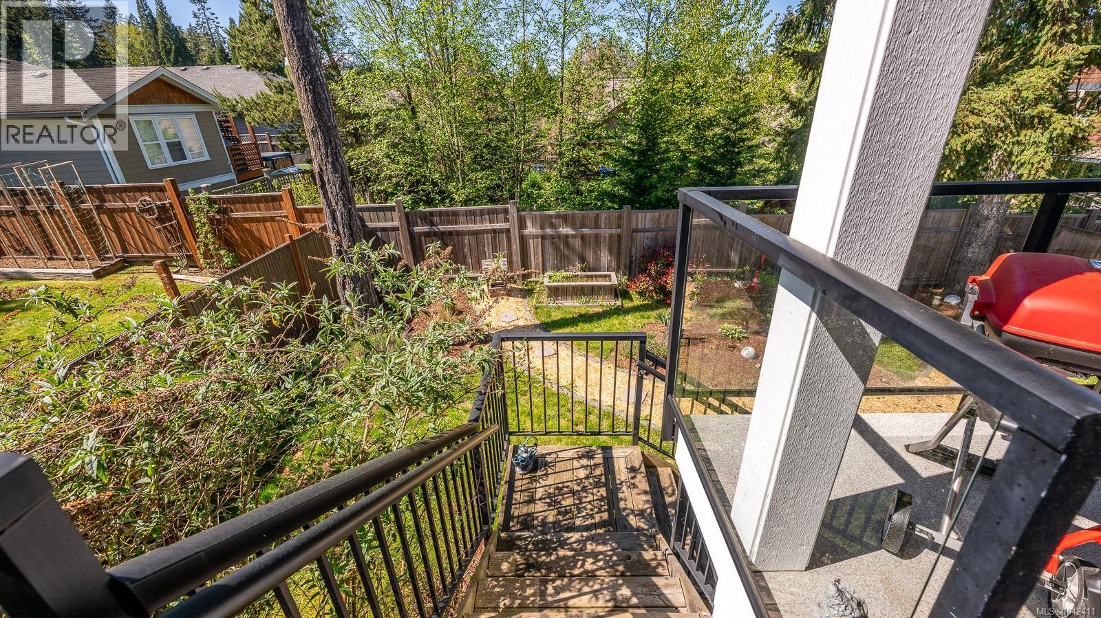 2563 Brookfield Dr - 52