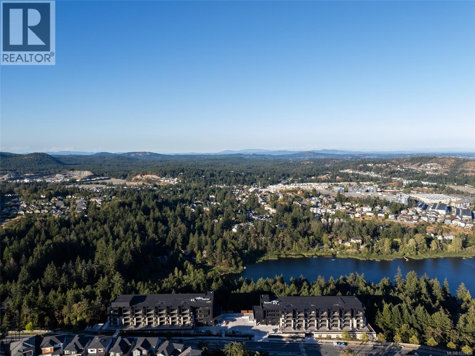 #304 2341 Bear Mountain Pkwy - 34