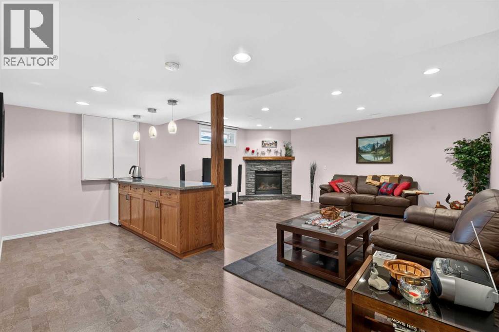 501 Coral Keys Villas NE - 24