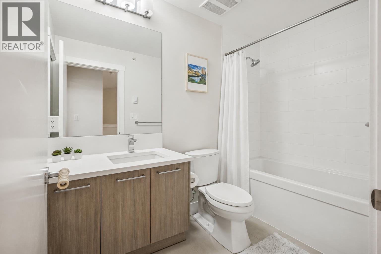 205 7180 BARNET ROAD, Burnaby