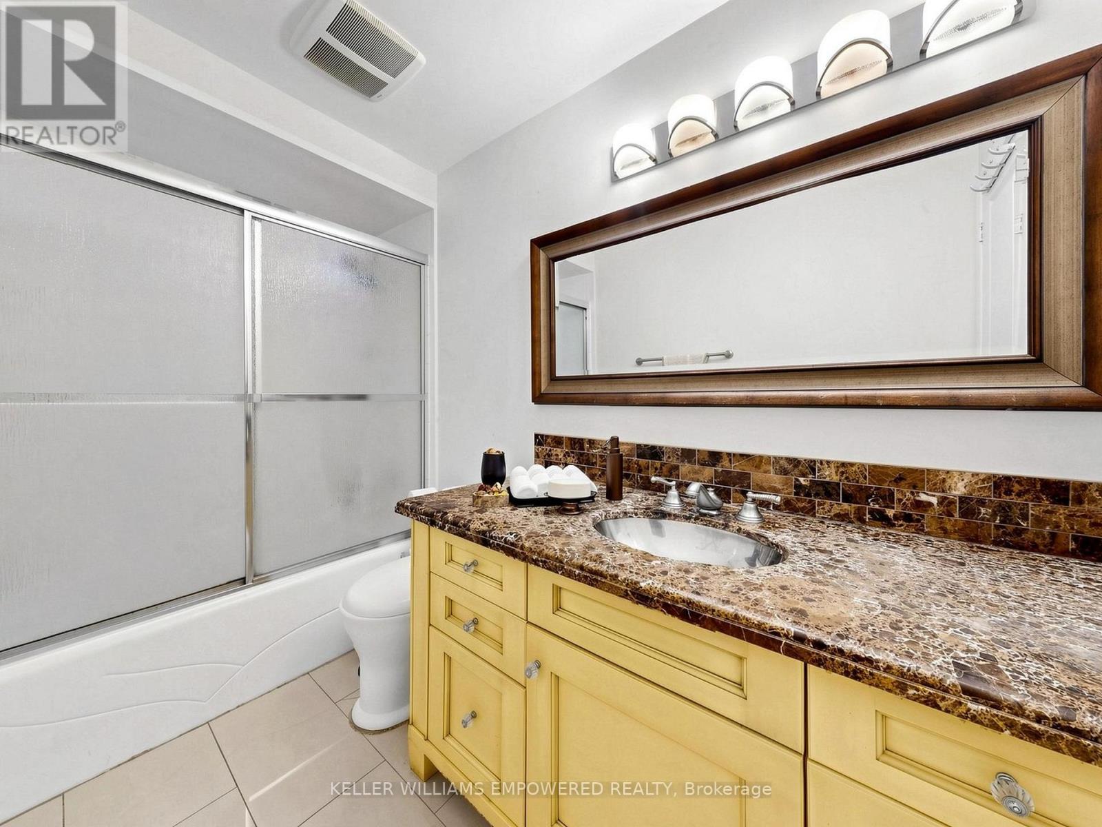 200 CASTLE ROCK DRIVE - 29