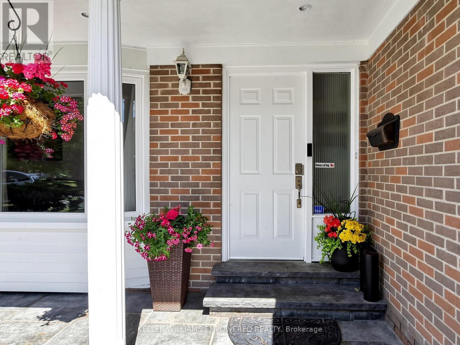 200 CASTLE ROCK DRIVE - 6