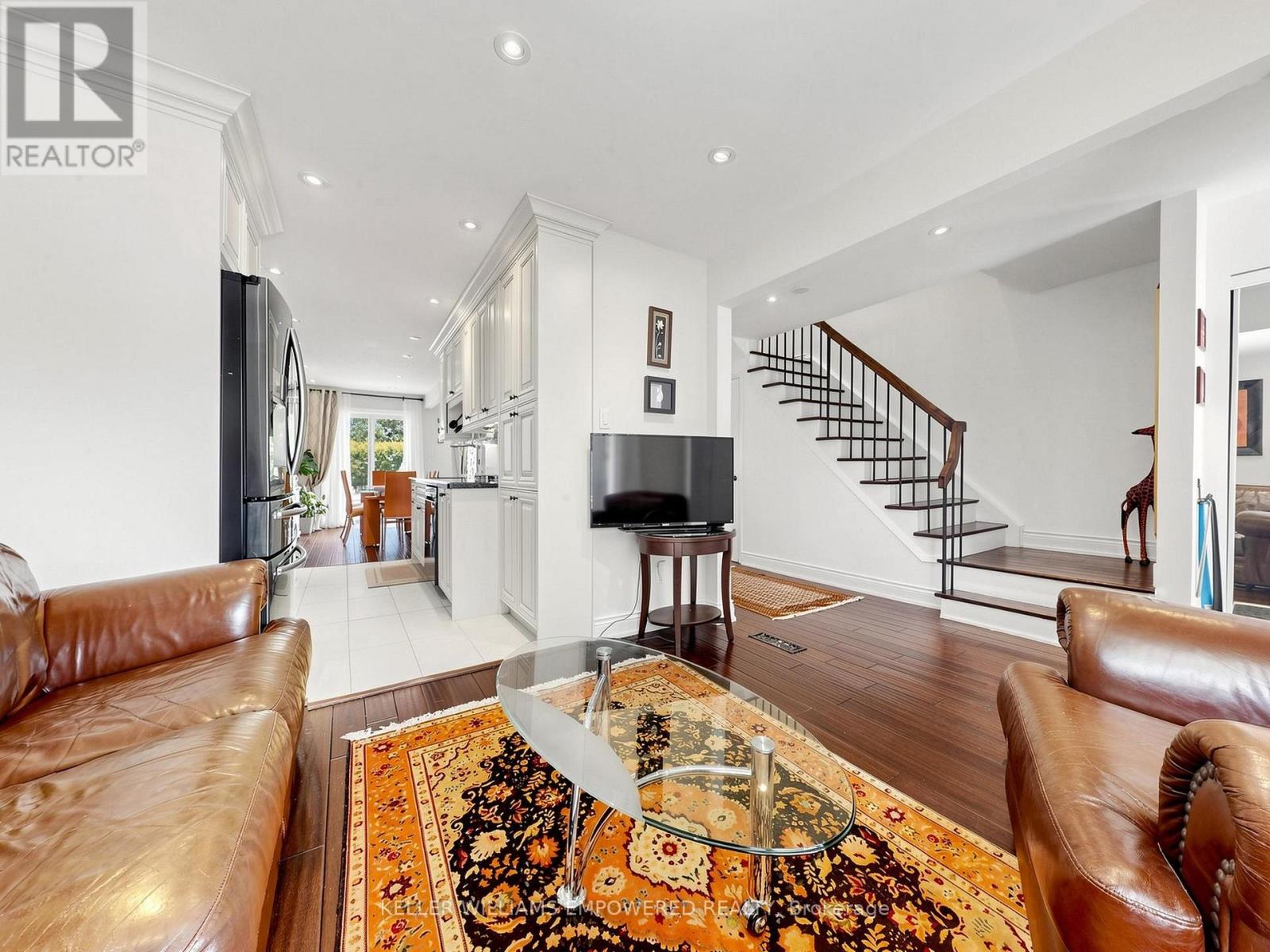 200 CASTLE ROCK DRIVE - 8