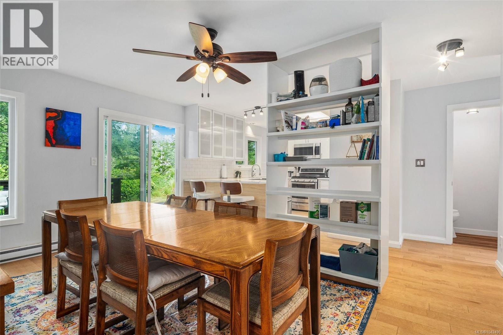 335 Damon Dr - 12