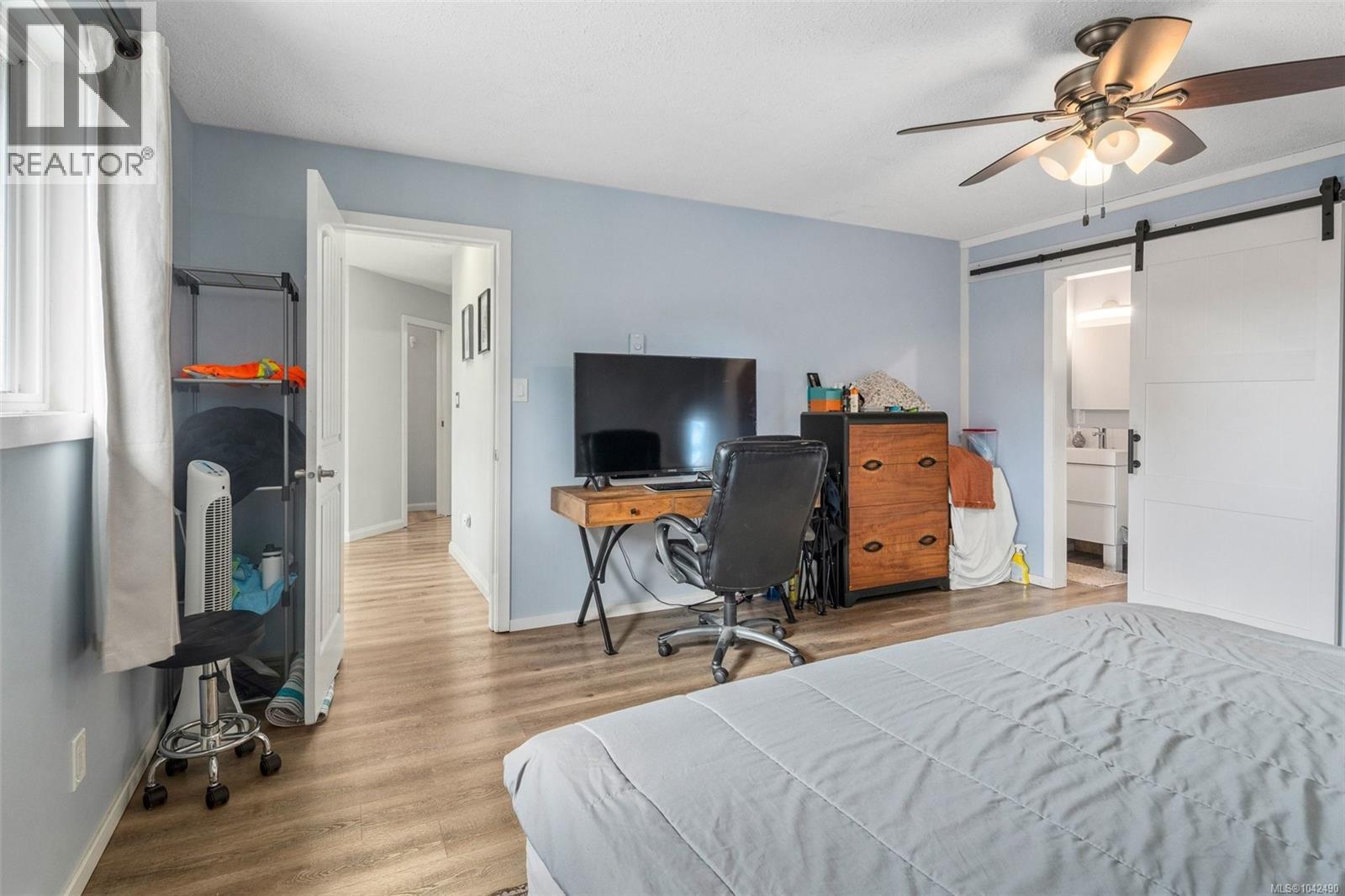 335 Damon Dr - 16