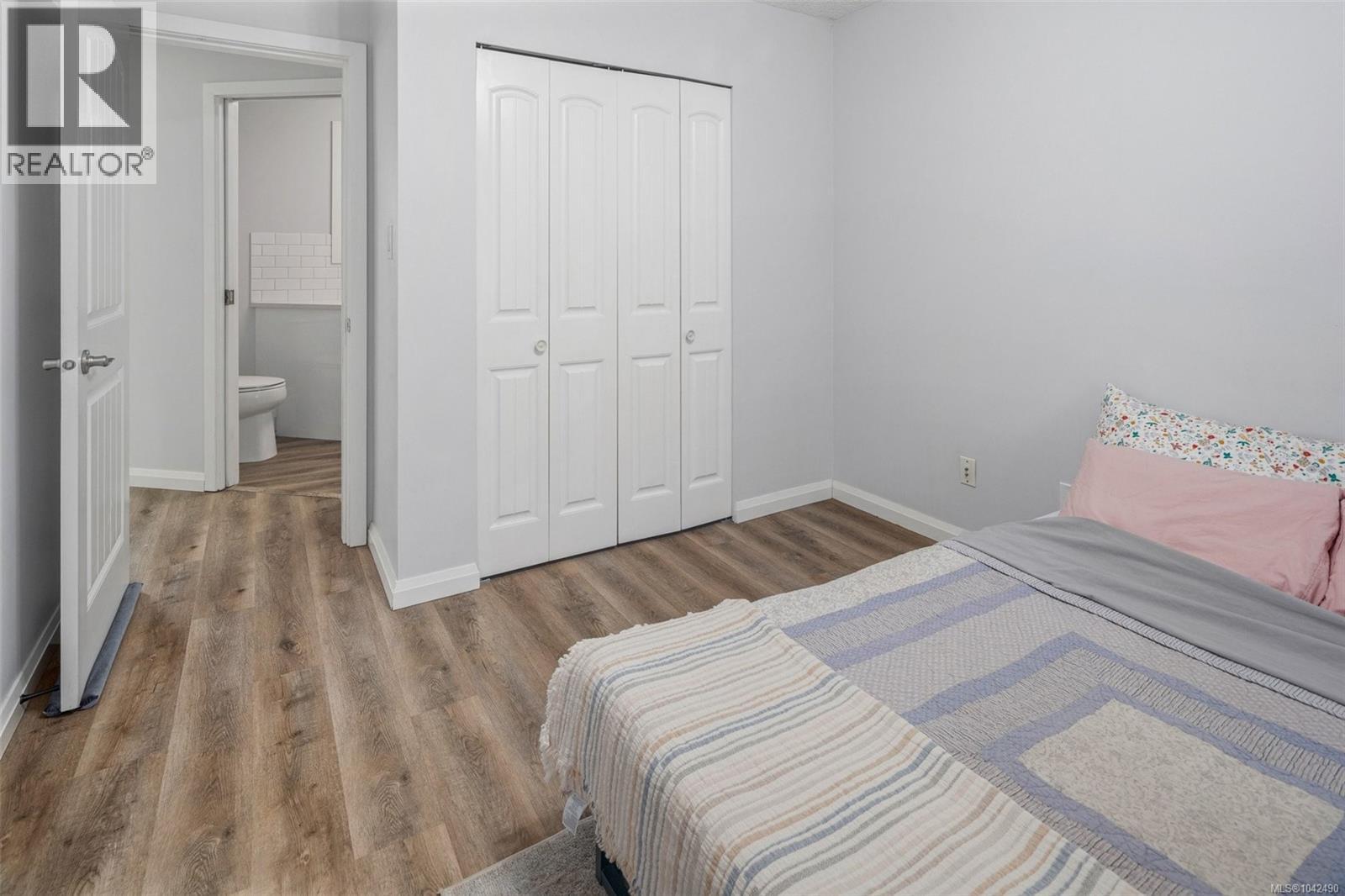 335 Damon Dr - 20