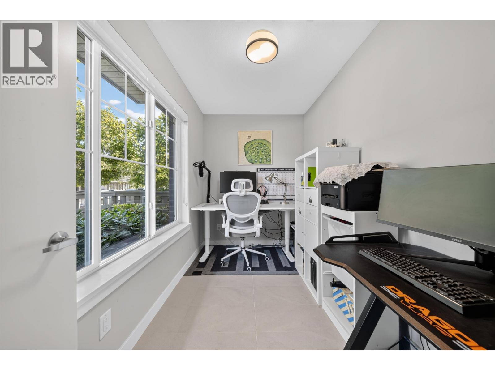 4 7180 LECHOW STREET, Richmond