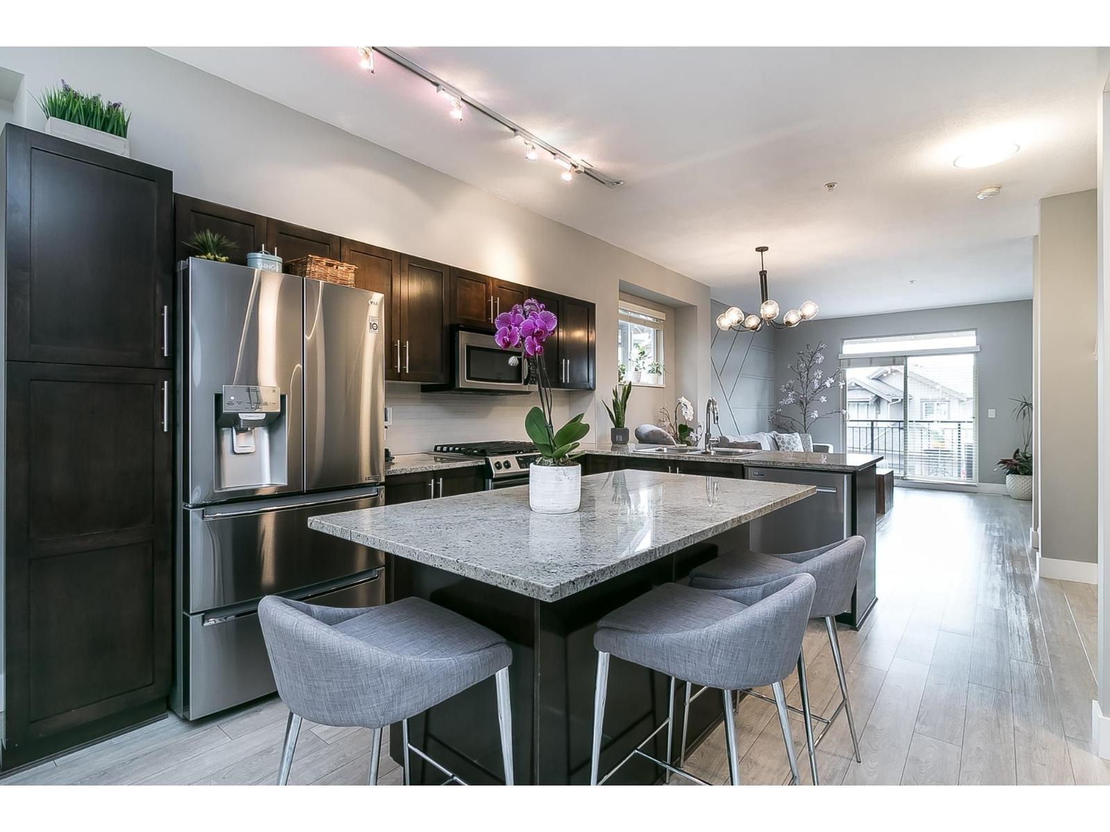 10 20326 68 AVENUE, Langley