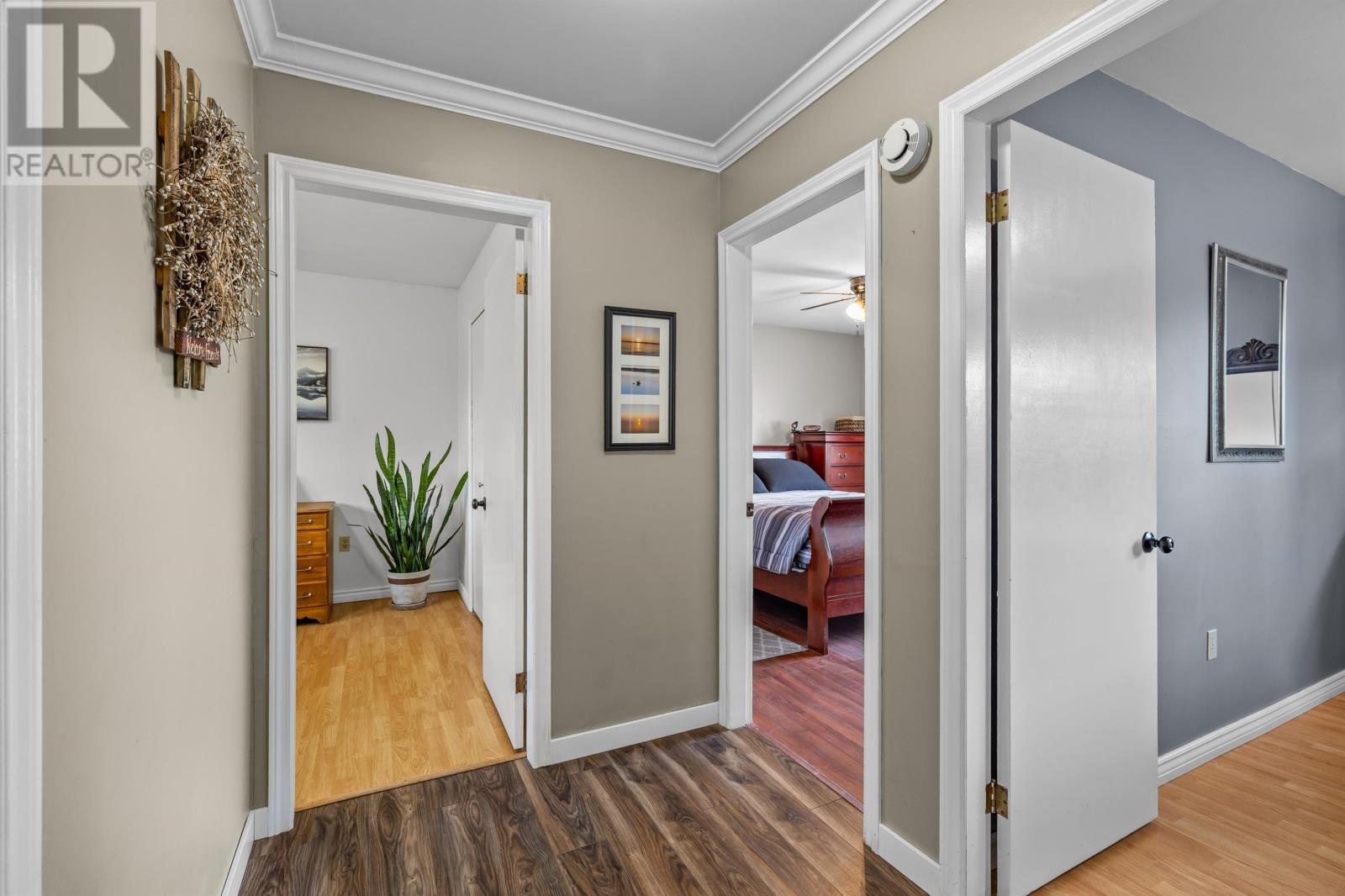 20 MacArthur Drive - 16