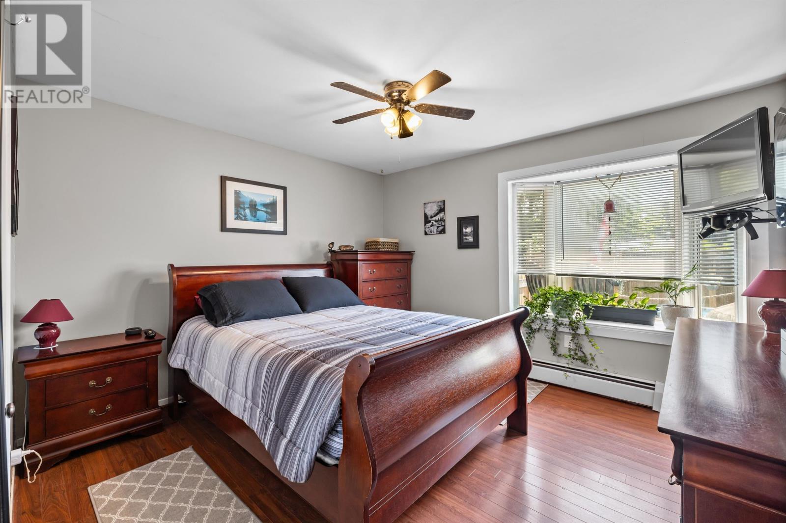 20 MacArthur Drive - 17