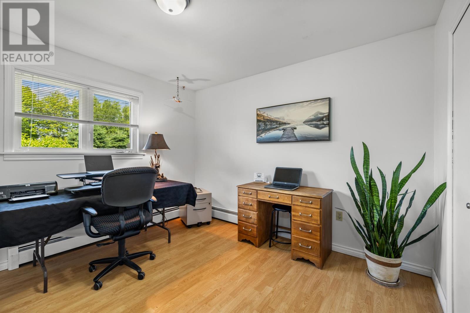 20 MacArthur Drive - 21