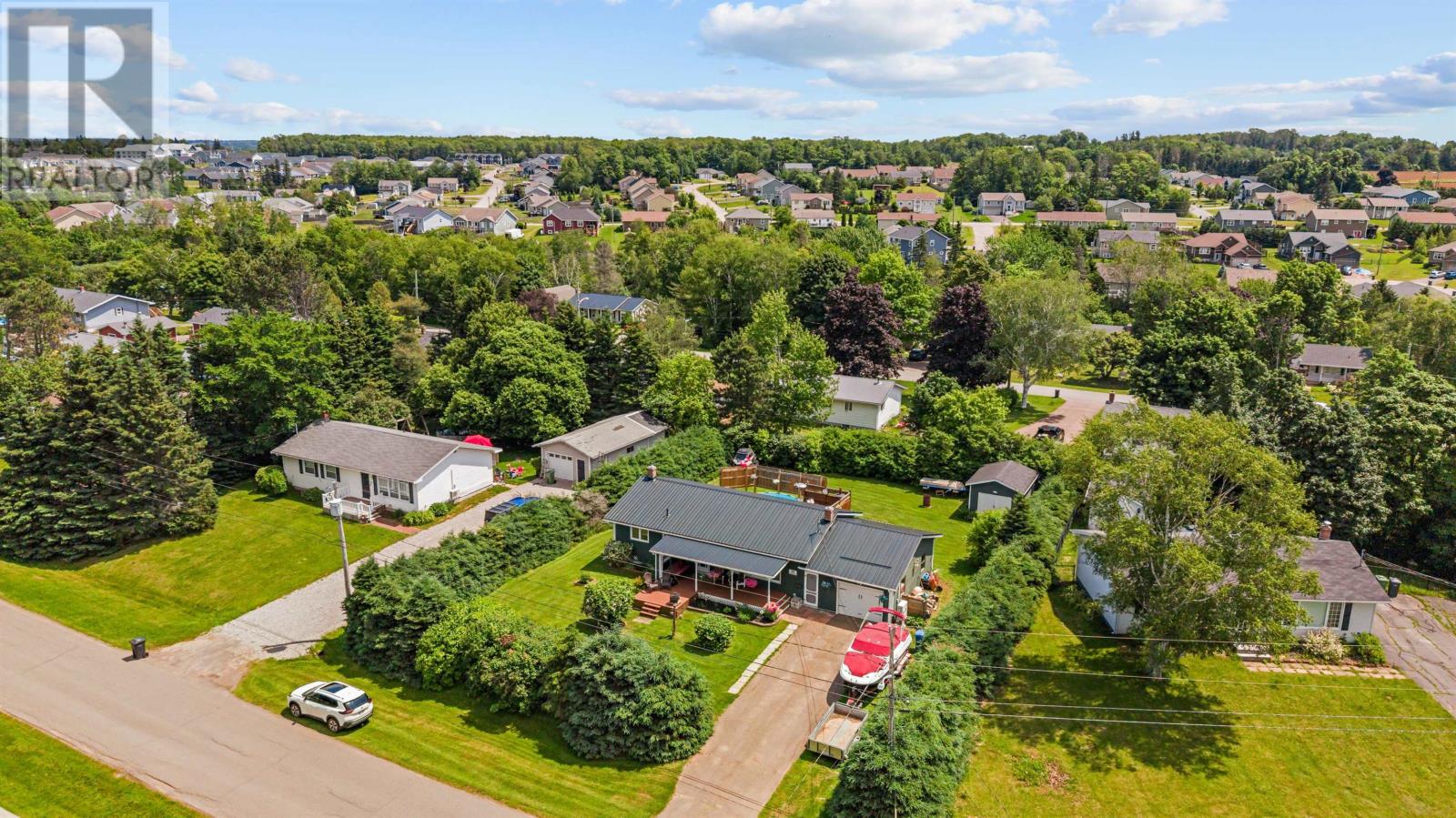 20 MacArthur Drive - 44