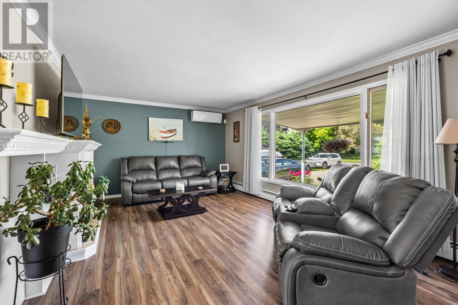 20 MacArthur Drive - 8