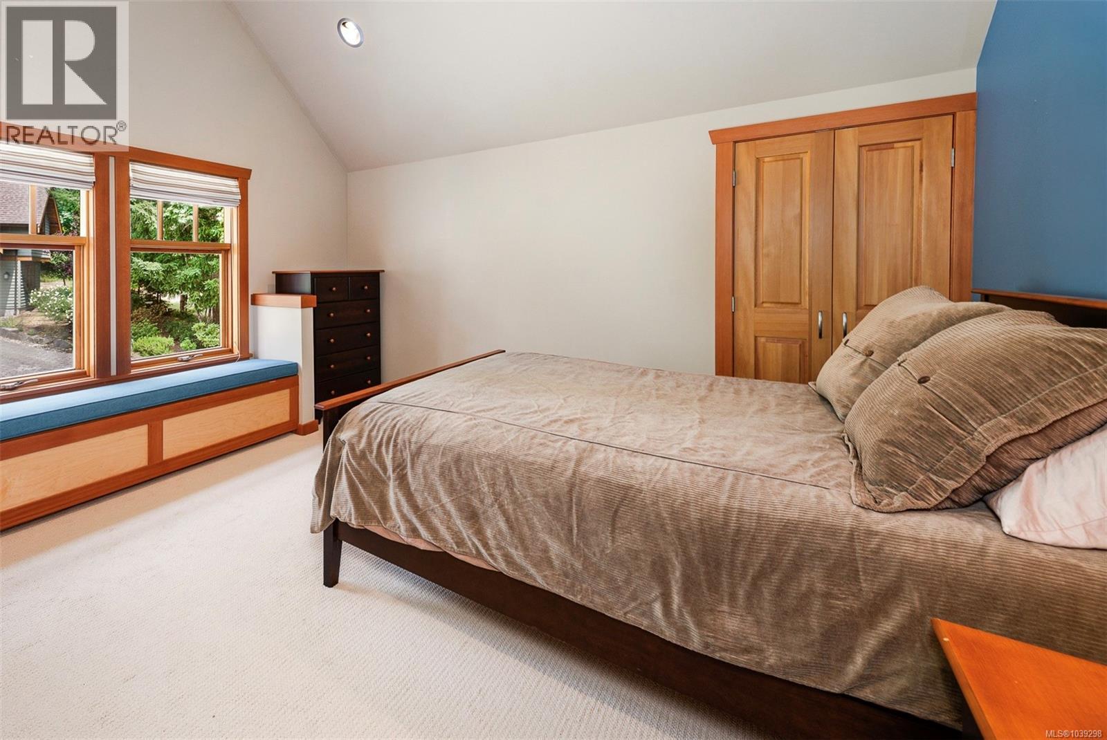 121 Howard Rd - 25