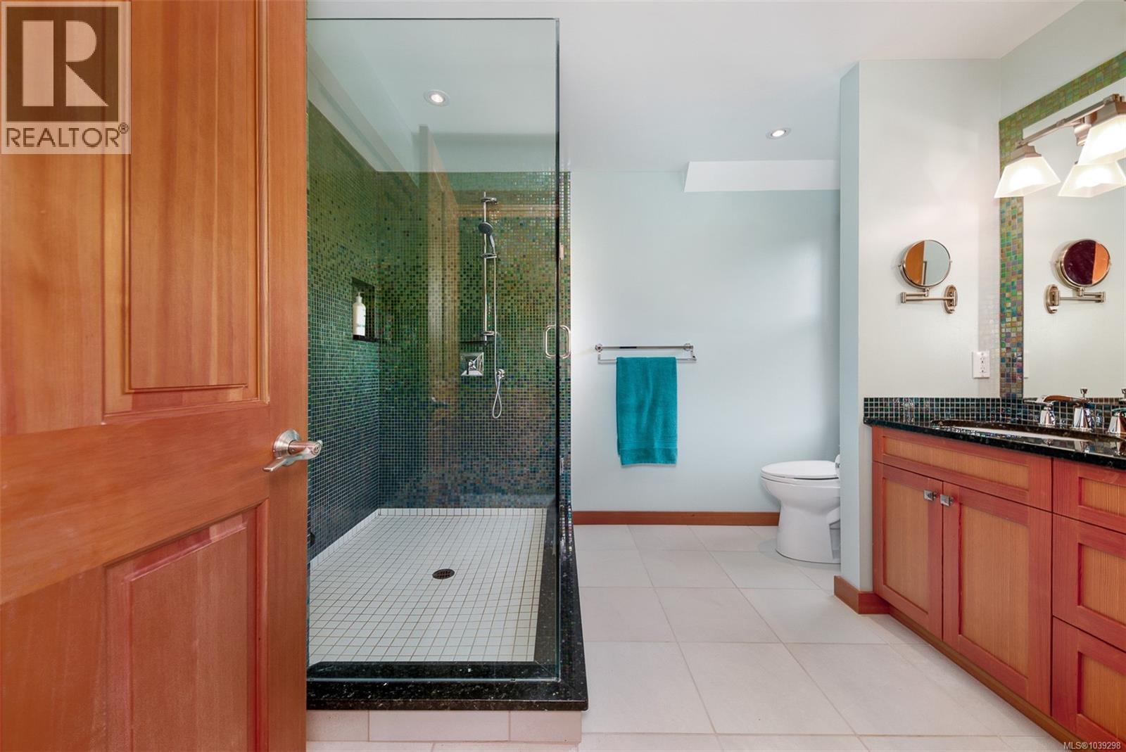 121 Howard Rd - 20