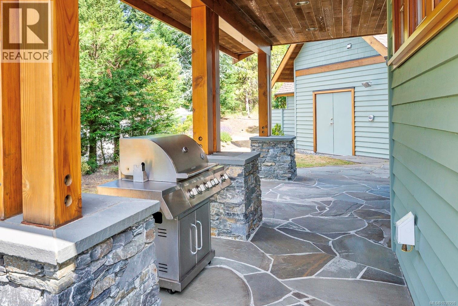 121 Howard Rd - 31