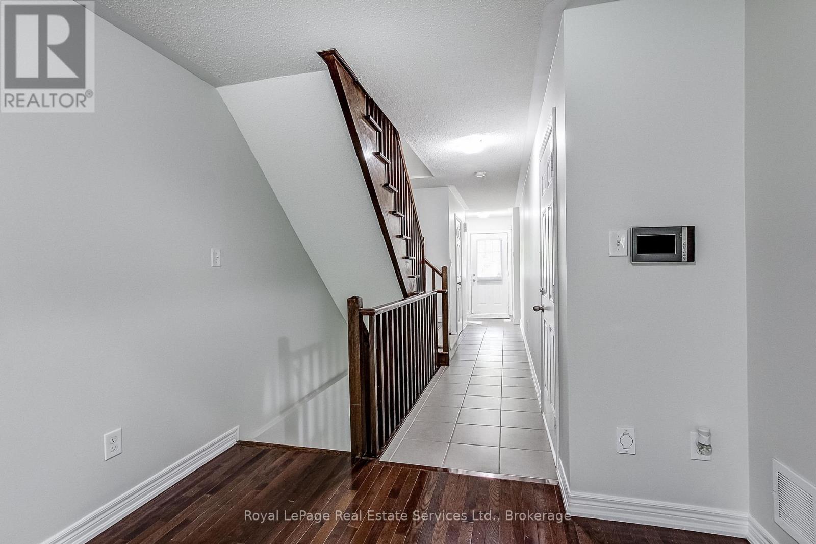 #22 233 DUSKYWING WAY - 8