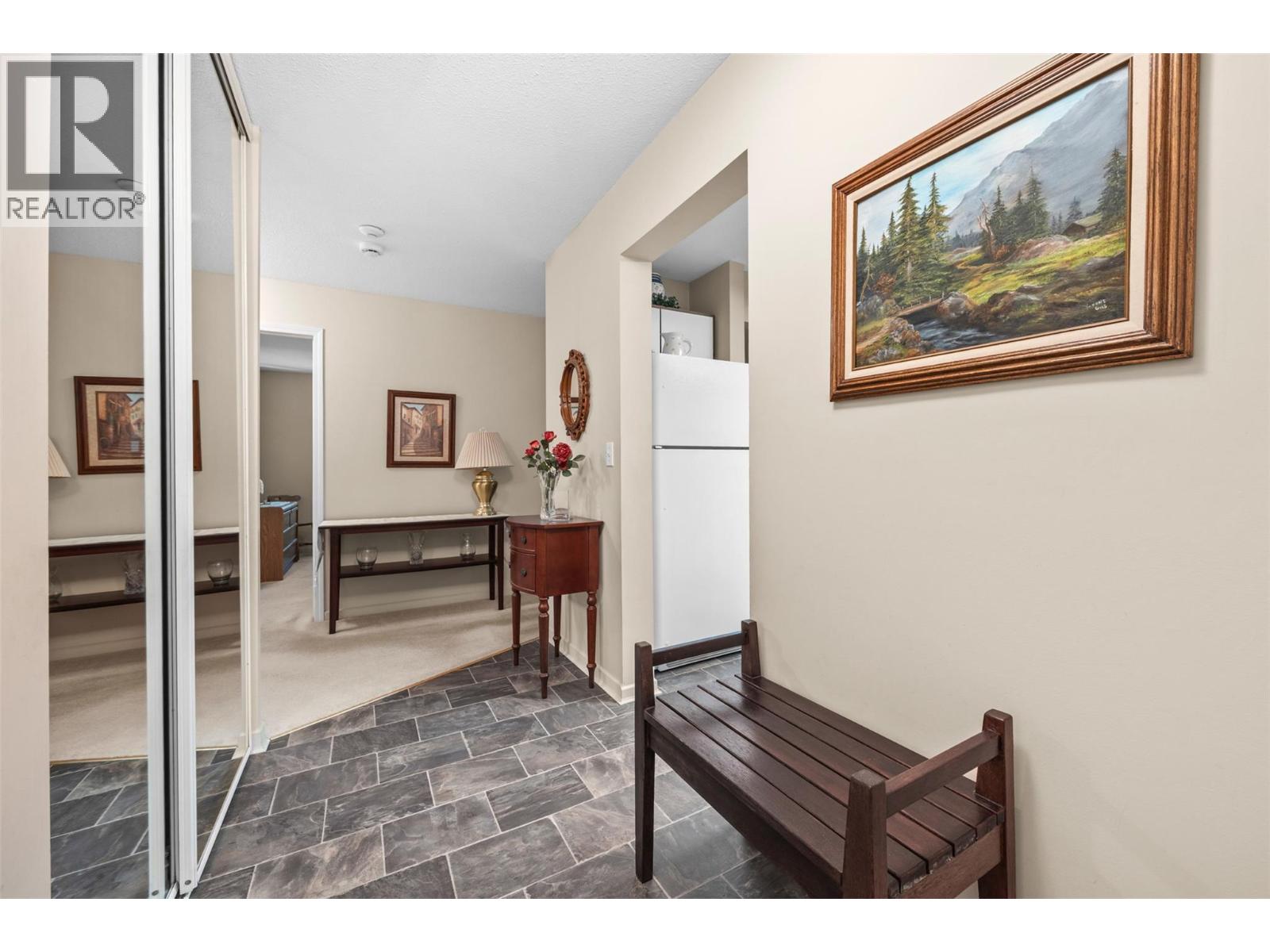 #408 780 Houghton Road - 1