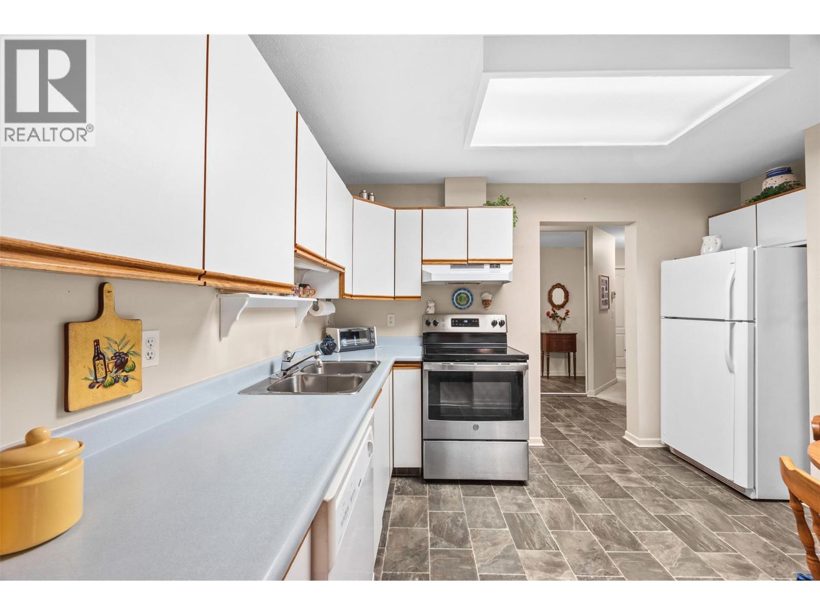 #408 780 Houghton Road - 10