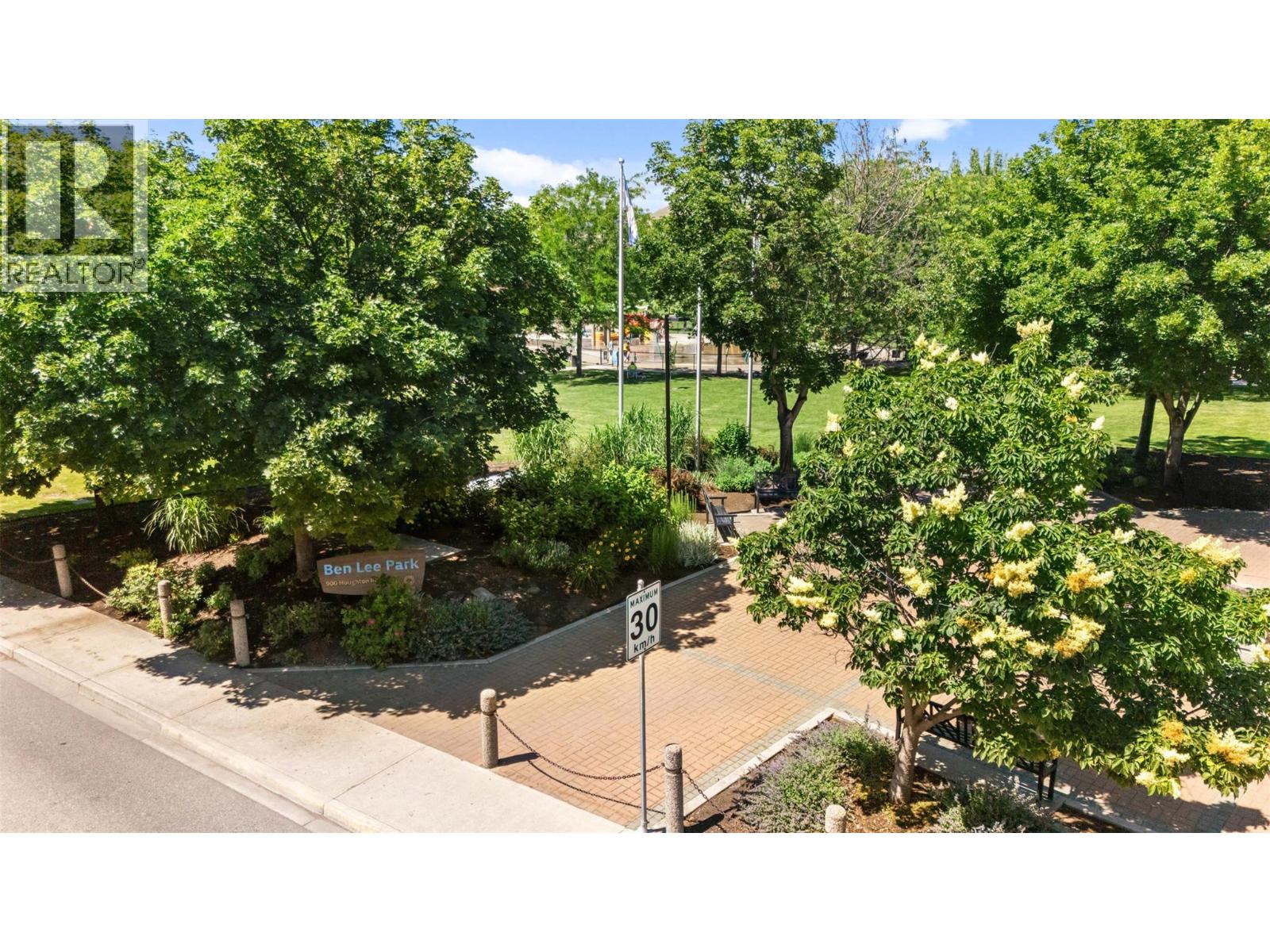#408 780 Houghton Road - 24