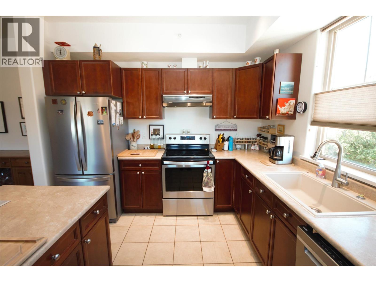921 SPILLWAY Road Unit# 401C, Oliver
