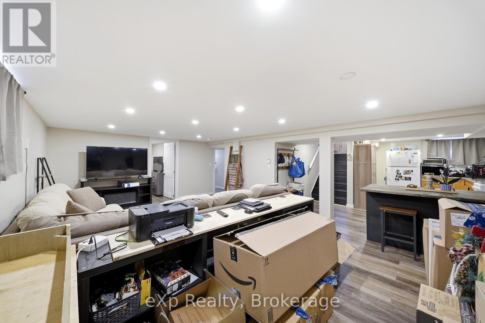 17 BURTON STREET - 26
