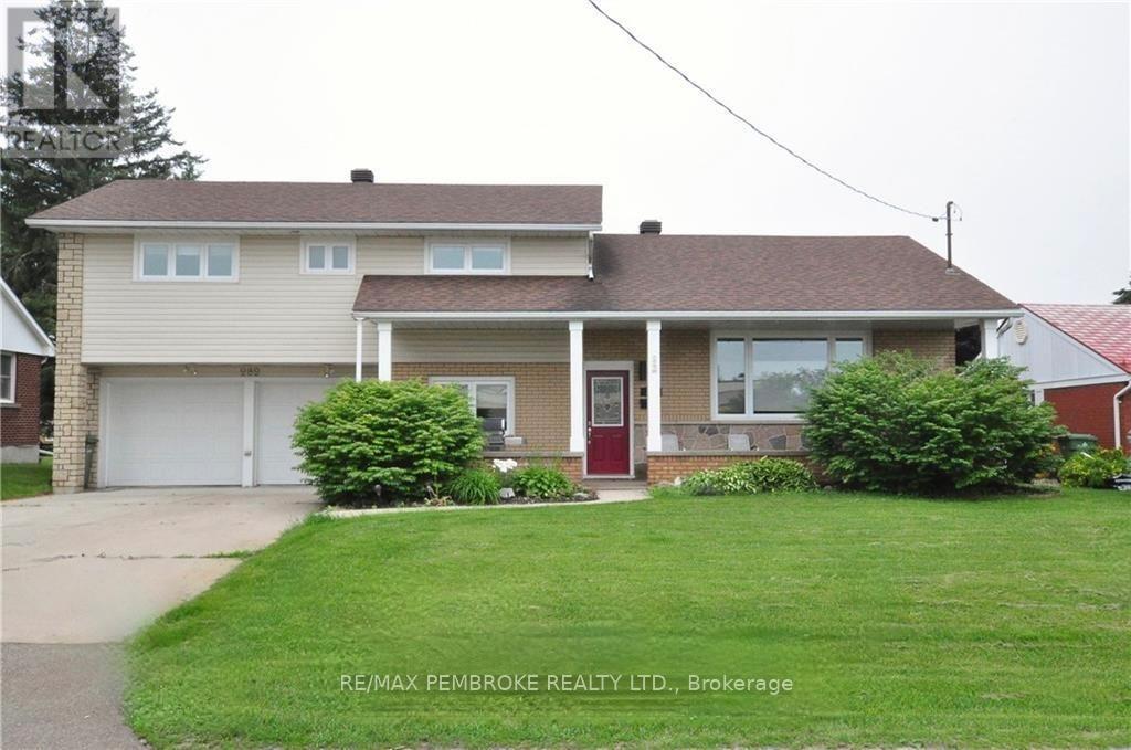 282 CLEMOW AVENUE - 1