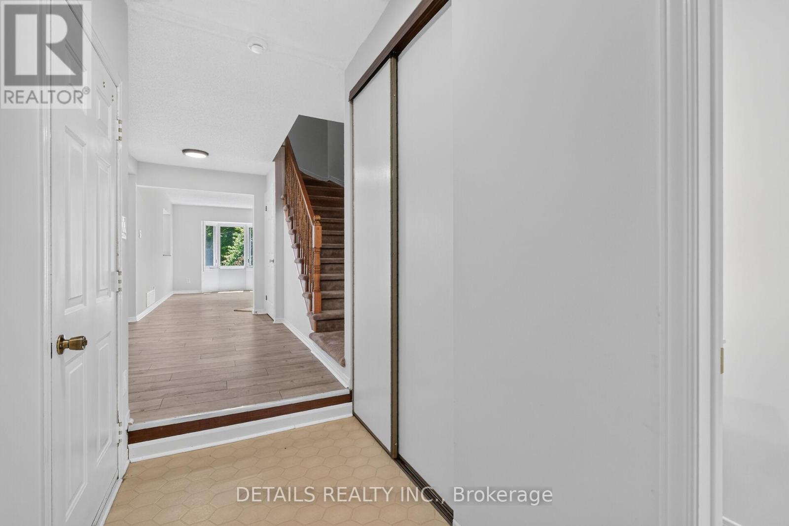 122 ASHPARK CRESCENT - 3