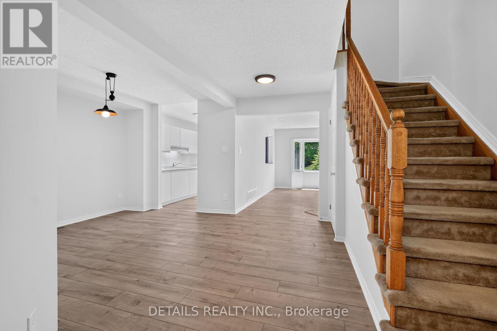 122 ASHPARK CRESCENT - 4