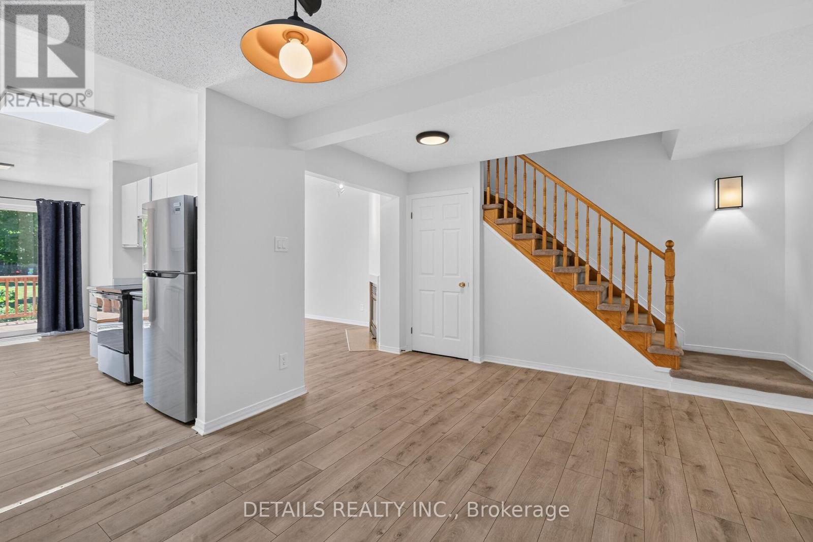 122 ASHPARK CRESCENT - 6