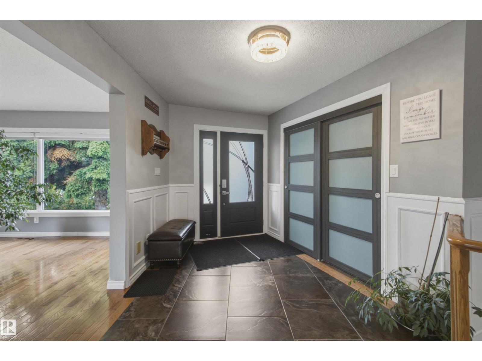 16315 99 ST NW - 5