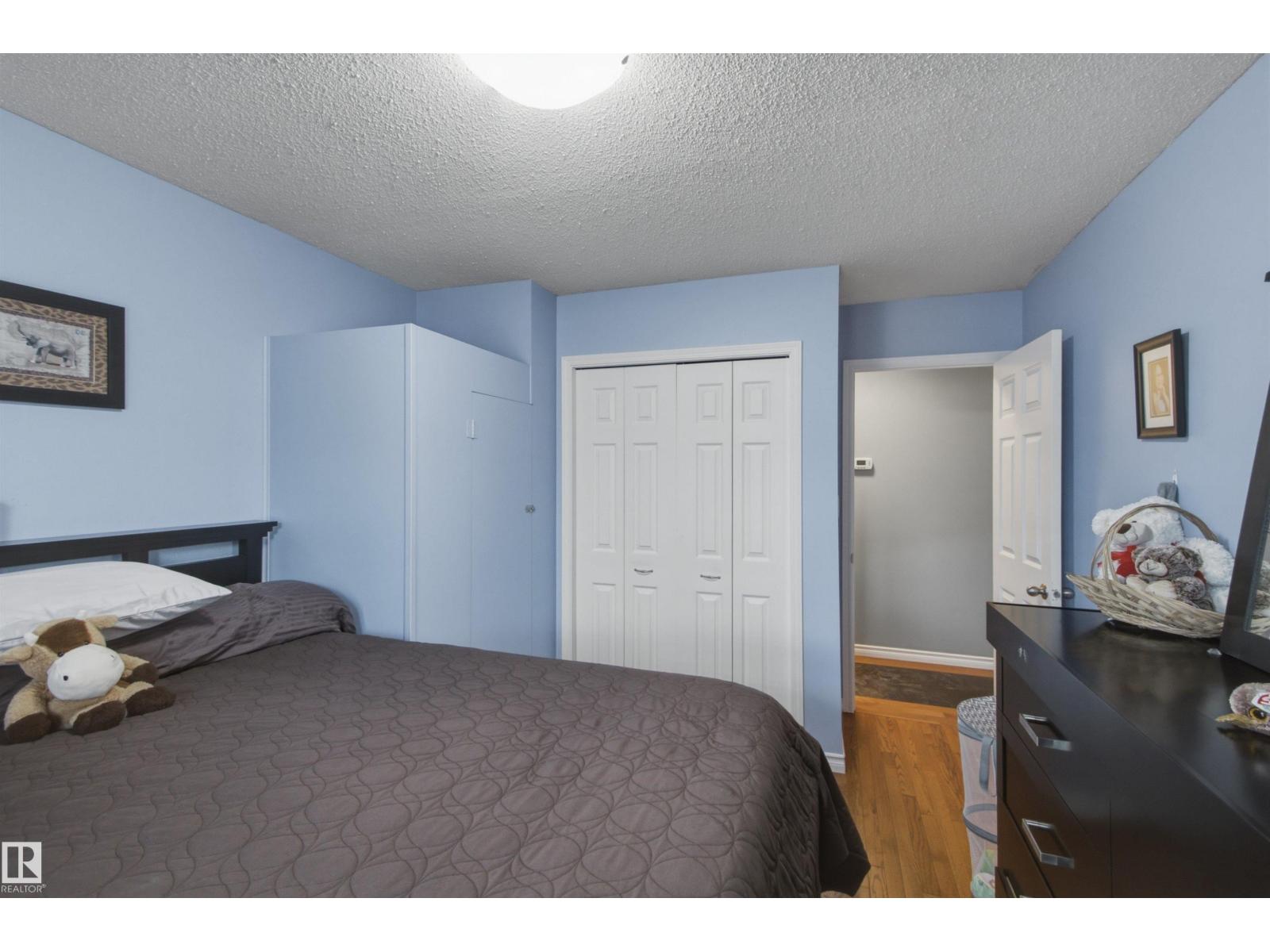 16315 99 ST NW - 28