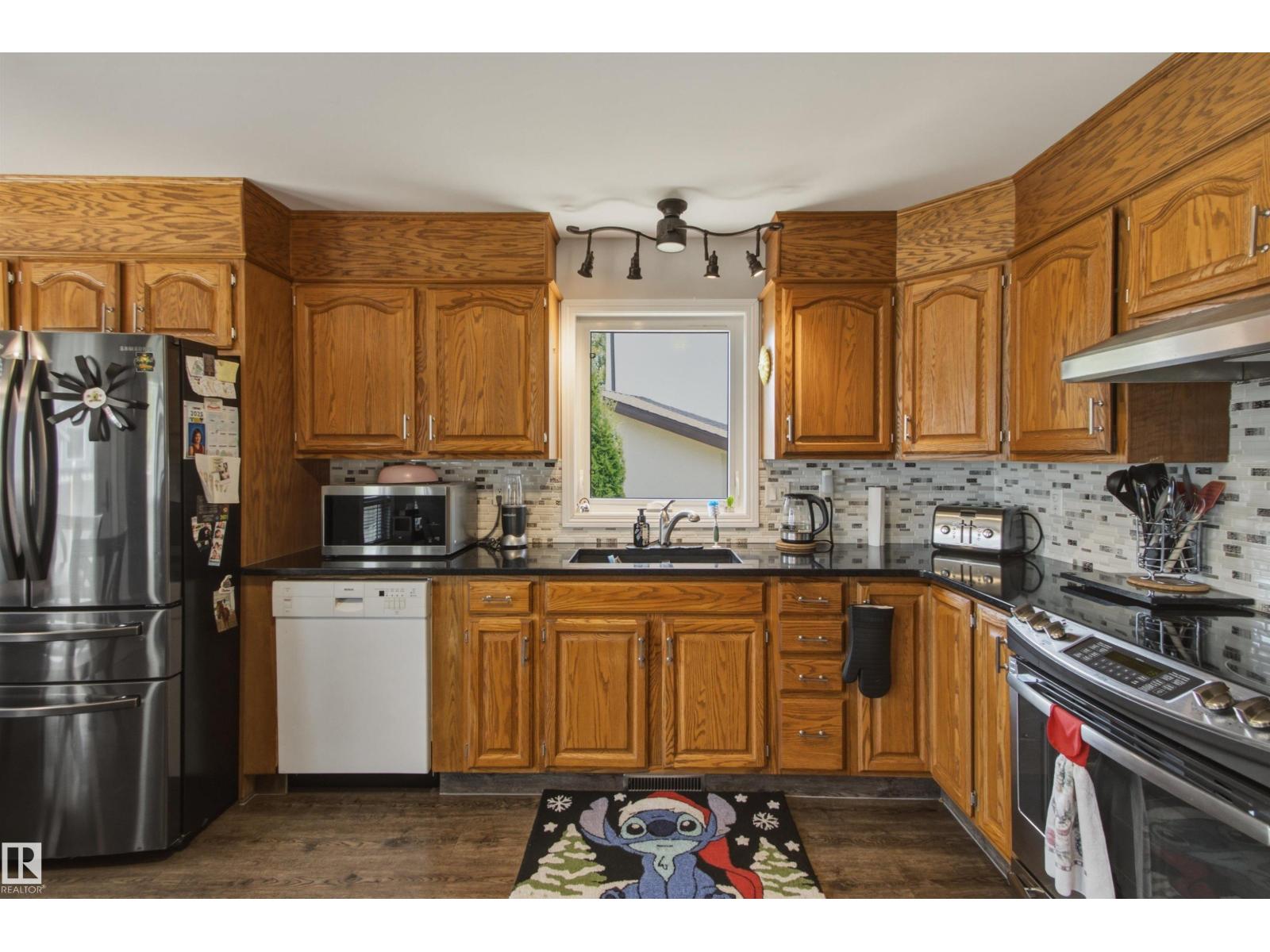 16315 99 ST NW - 13