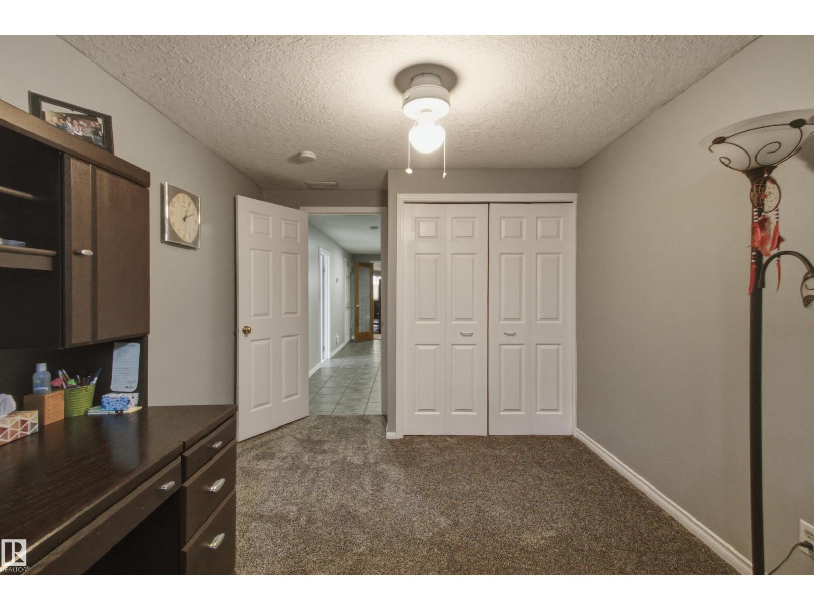 16315 99 ST NW - 39