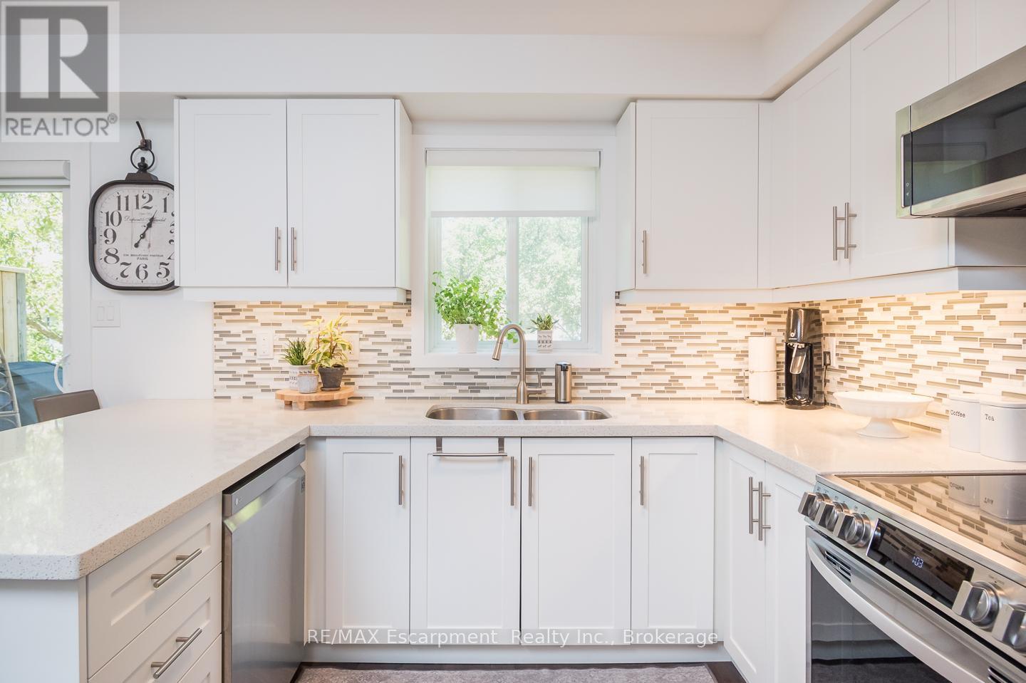 #46 2350 BRITANNIA ROAD W - 10