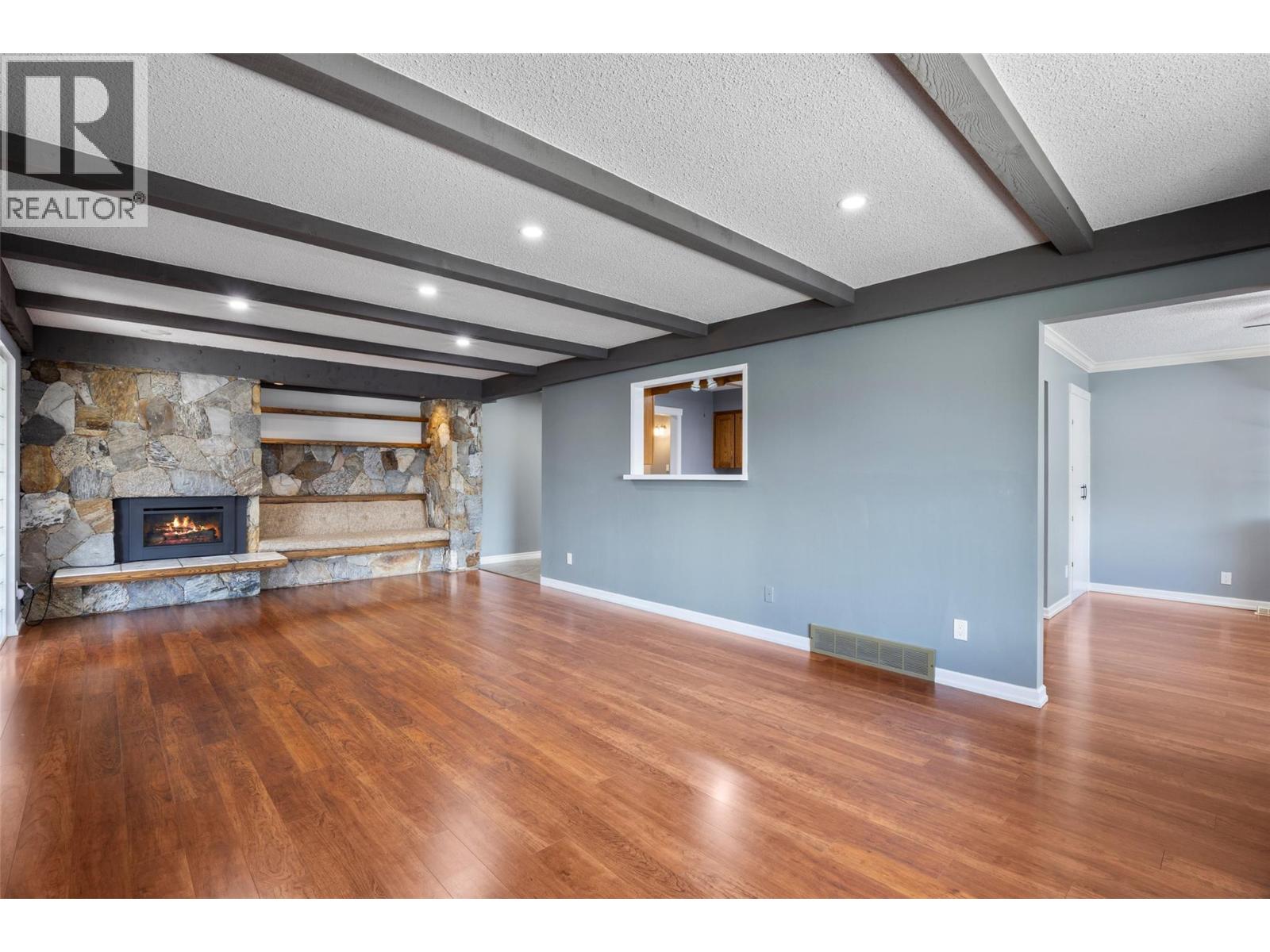 2402 Parkview Drive, Kamloops