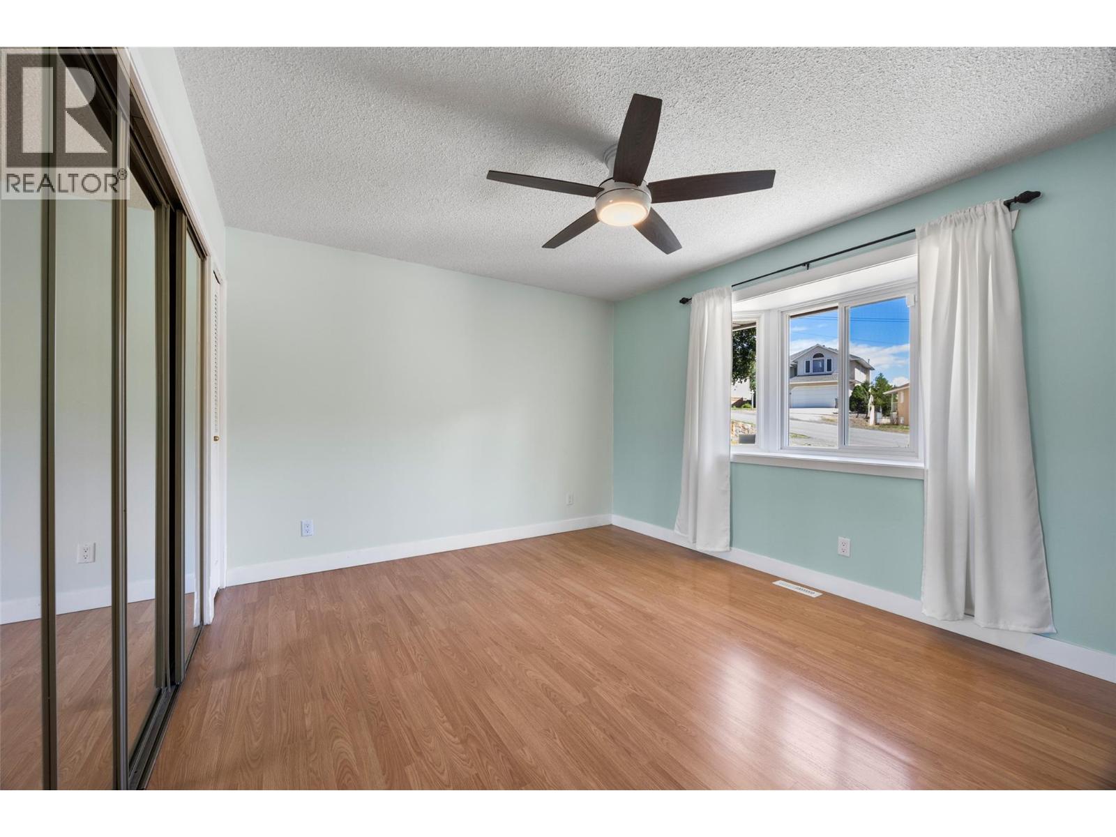 2402 Parkview Drive, Kamloops
